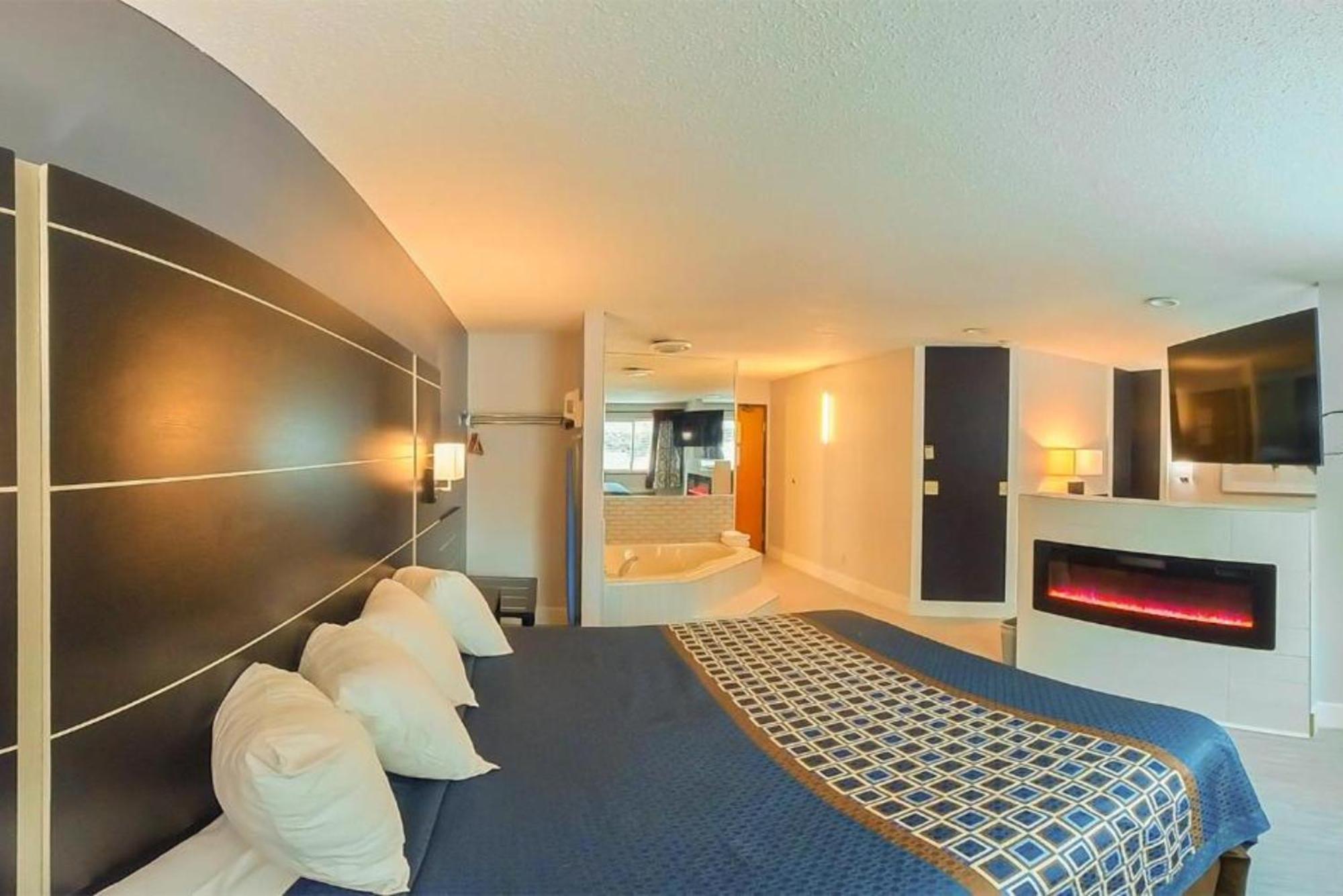 Coratel Inn & Suites By Jasper Hastings Eksteriør billede